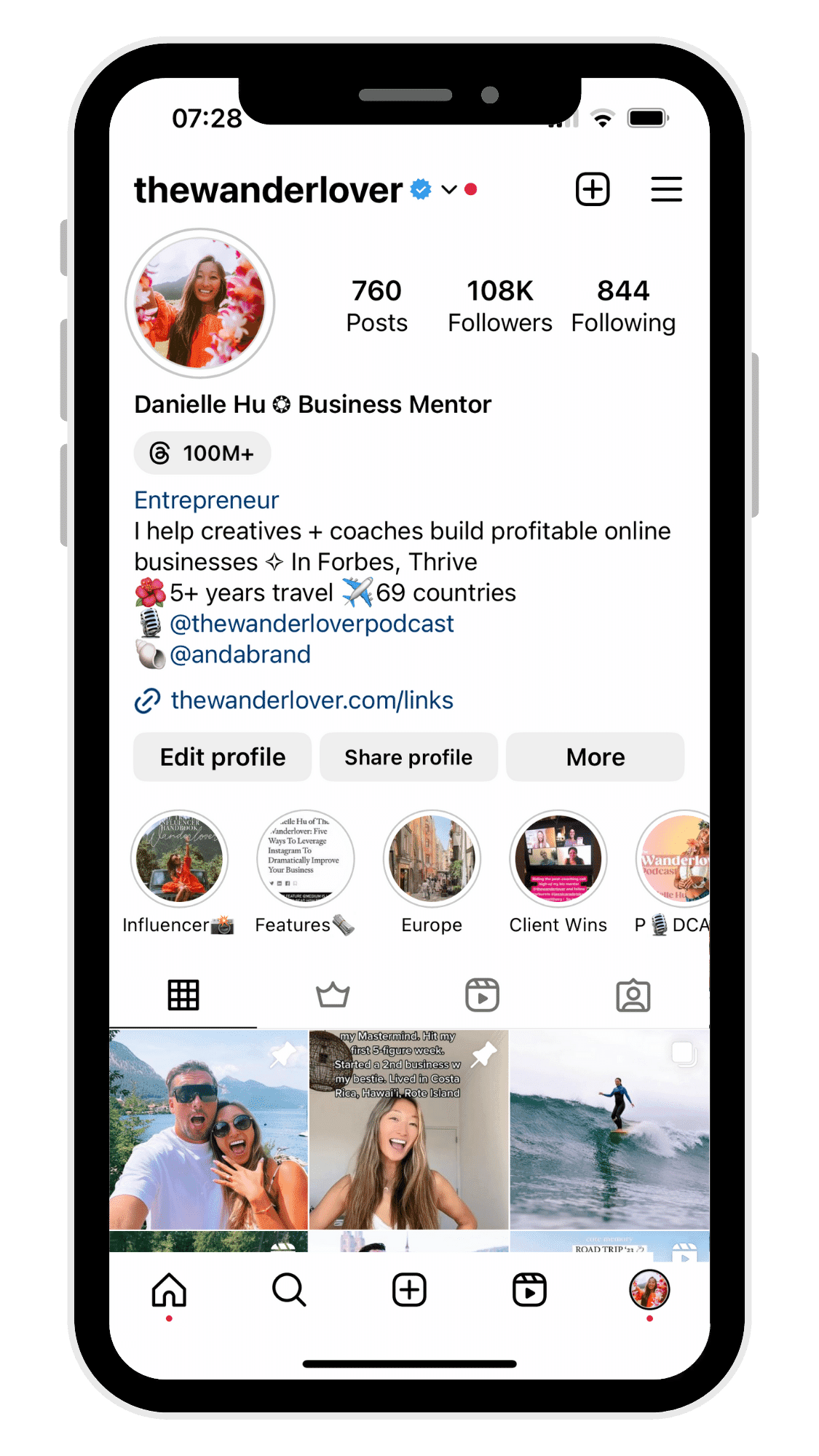 Instagram Account Mockup (1)