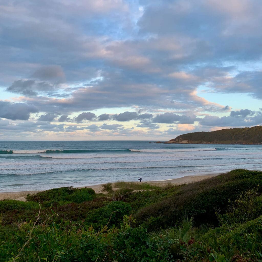 Waves at Praia do Rosa